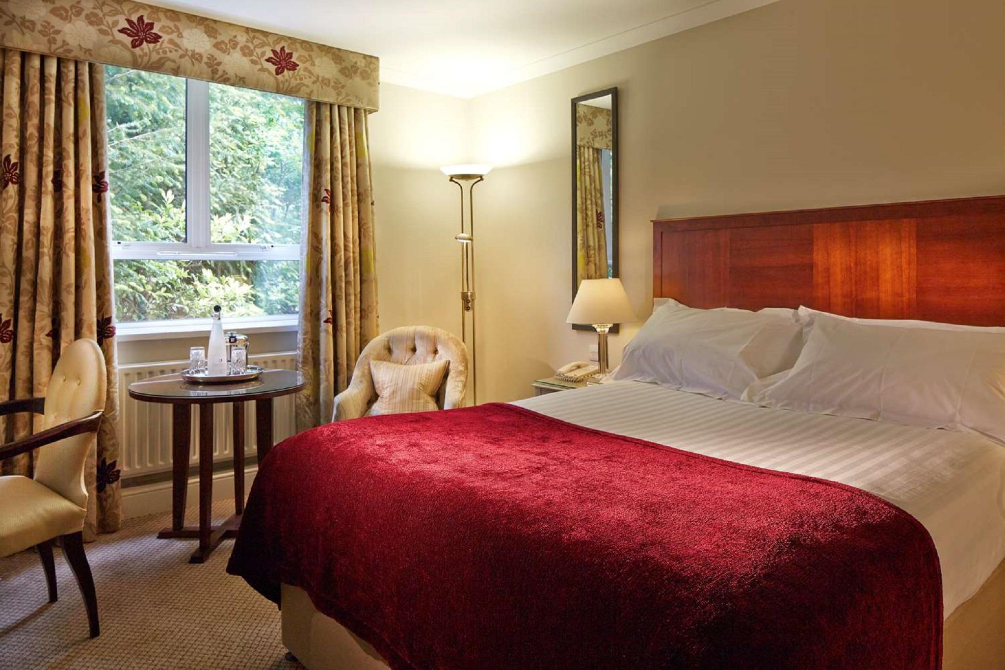 Macdonald Frimley Hall Hotel & Spa Camberley Exterior photo