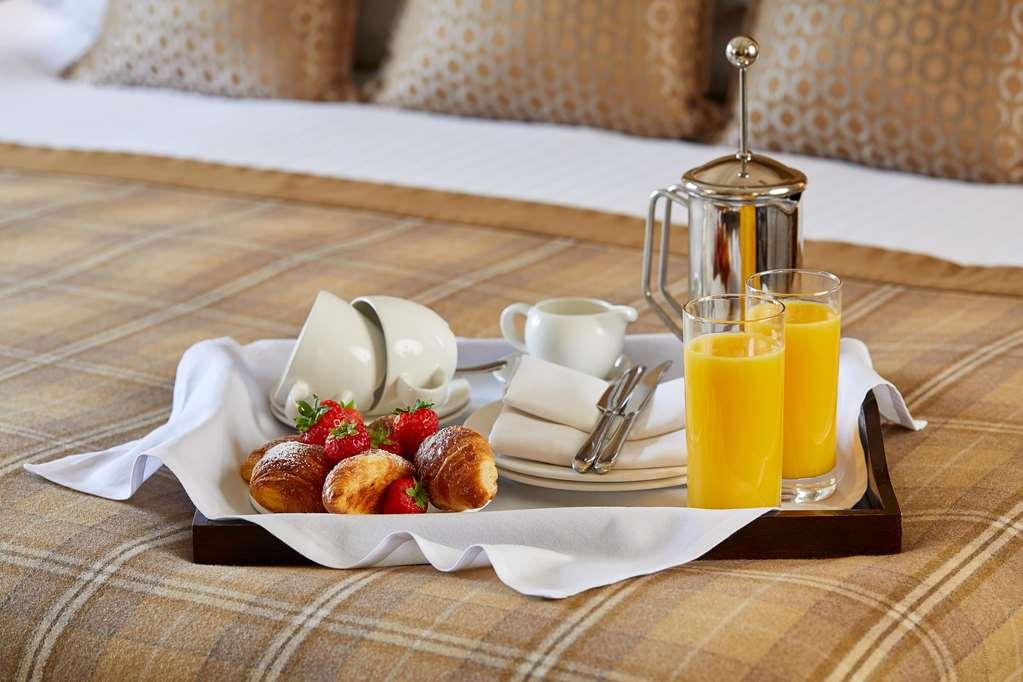 Macdonald Frimley Hall Hotel & Spa Camberley Room photo