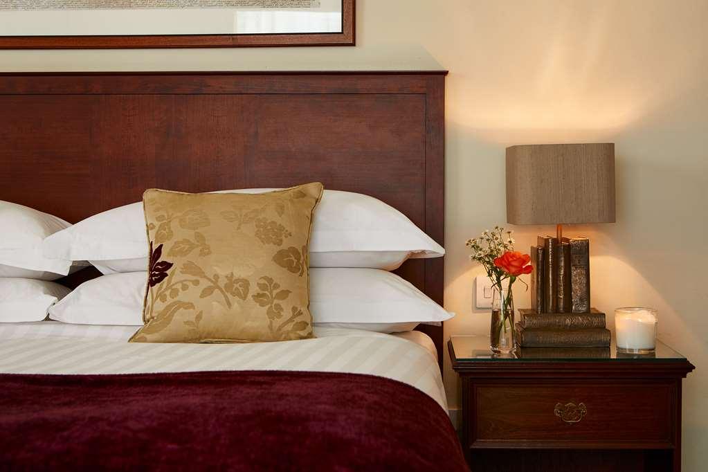 Macdonald Frimley Hall Hotel & Spa Camberley Room photo