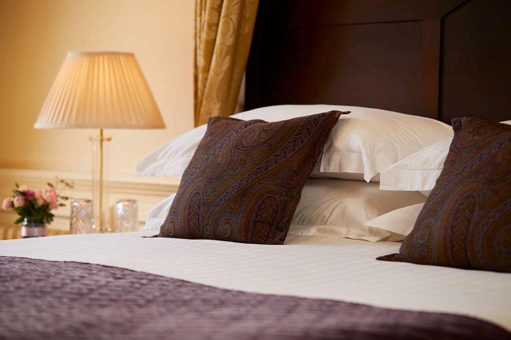 Macdonald Frimley Hall Hotel & Spa Camberley Room photo