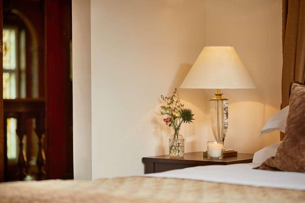 Macdonald Frimley Hall Hotel & Spa Camberley Room photo
