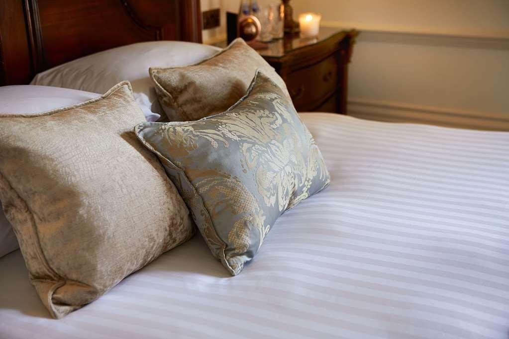 Macdonald Frimley Hall Hotel & Spa Camberley Room photo